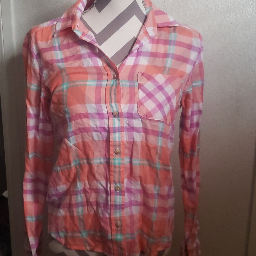 American Eagle shirt